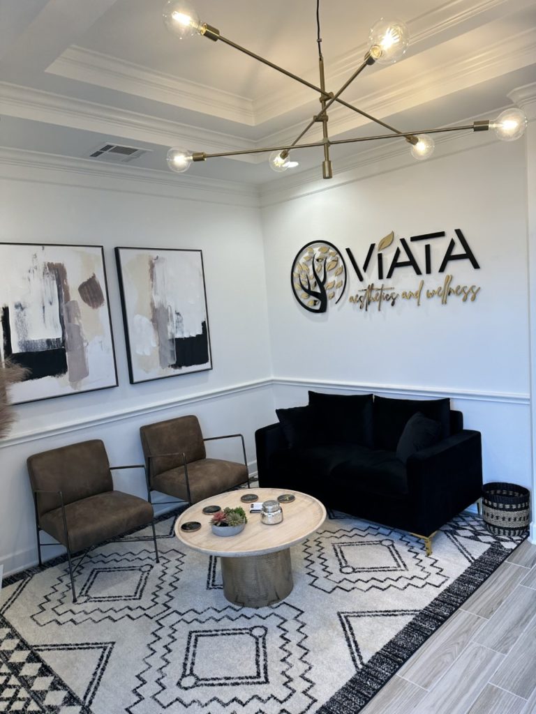 Viata Aesthetics Front Office Comfortable wiatingroom | Viata Aesthetics and Wellness in Katy TX